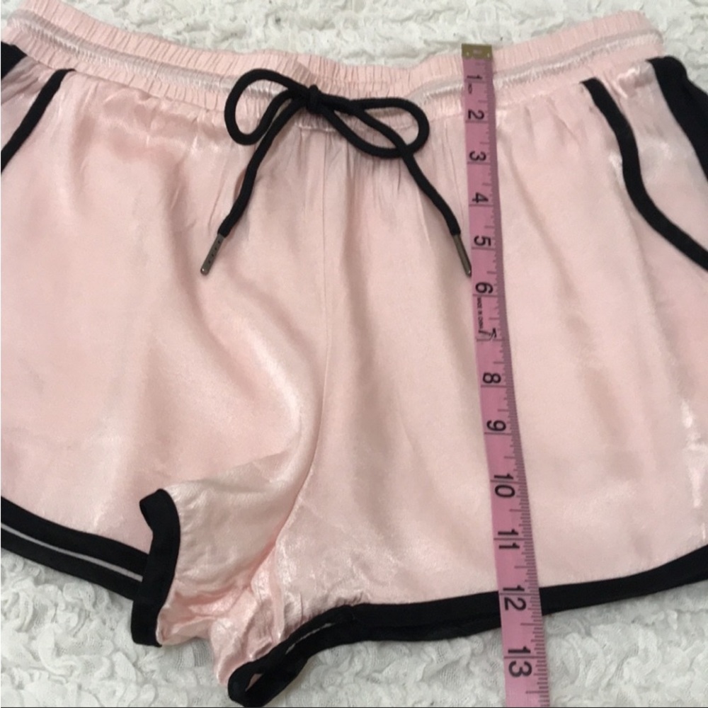 FOREVER 21 Shorts Light Pink & - Picture 5 of 7